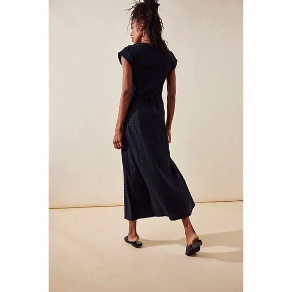 NEW FREE PEOPLE EST Sz M NALANI MIDI TIE FRONT CUT OUT DRESS BLACK - Picture 2 of 3